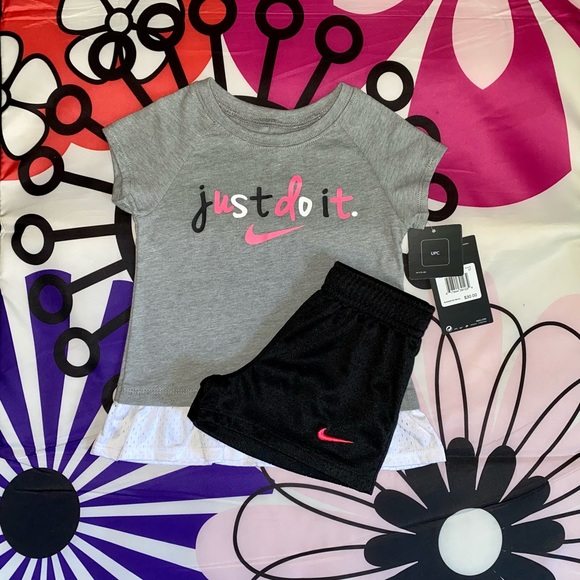 NWT 3t Girls Nike 2pc Set - Picture 1 of 7